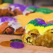 Cartozzo's Apple King Cake Cartozzo's Apple King Cake